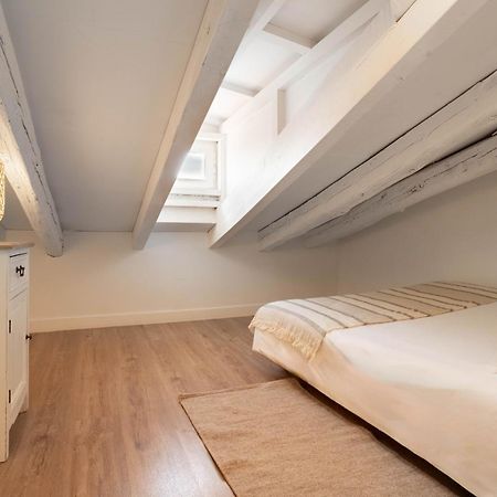 Apartamento Plaza Mayor Attic En Madrid Kültér fotó