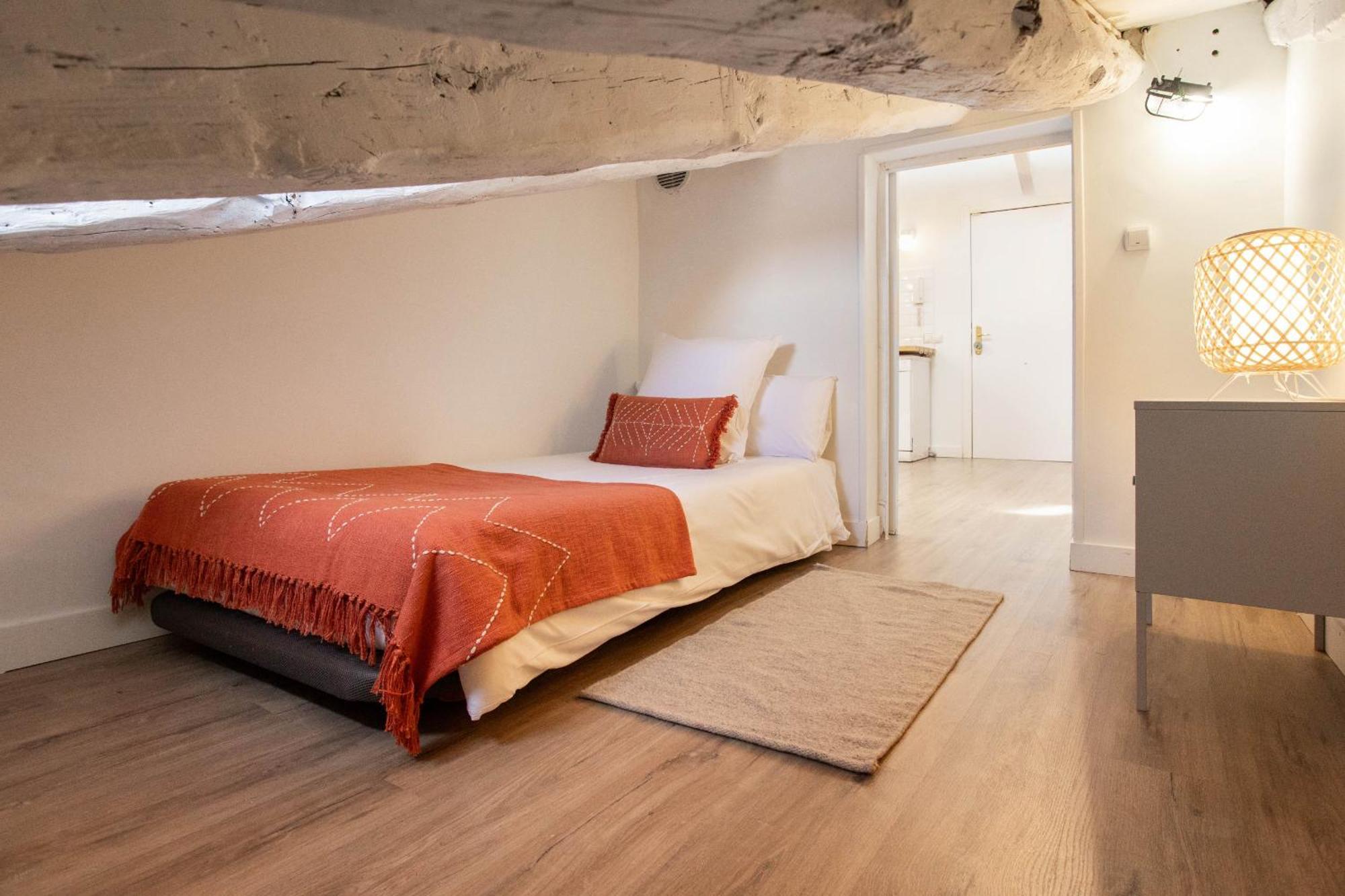 Apartamento Plaza Mayor Attic En Madrid Kültér fotó