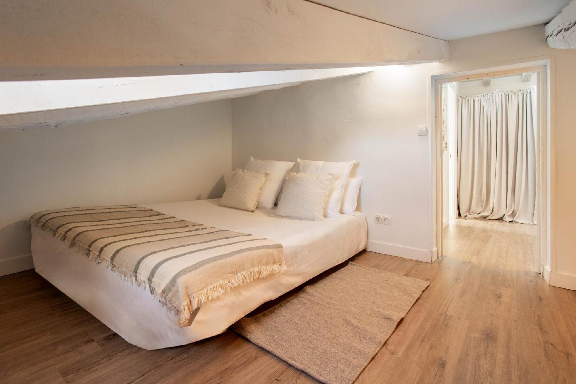 Apartamento Plaza Mayor Attic En Madrid Kültér fotó